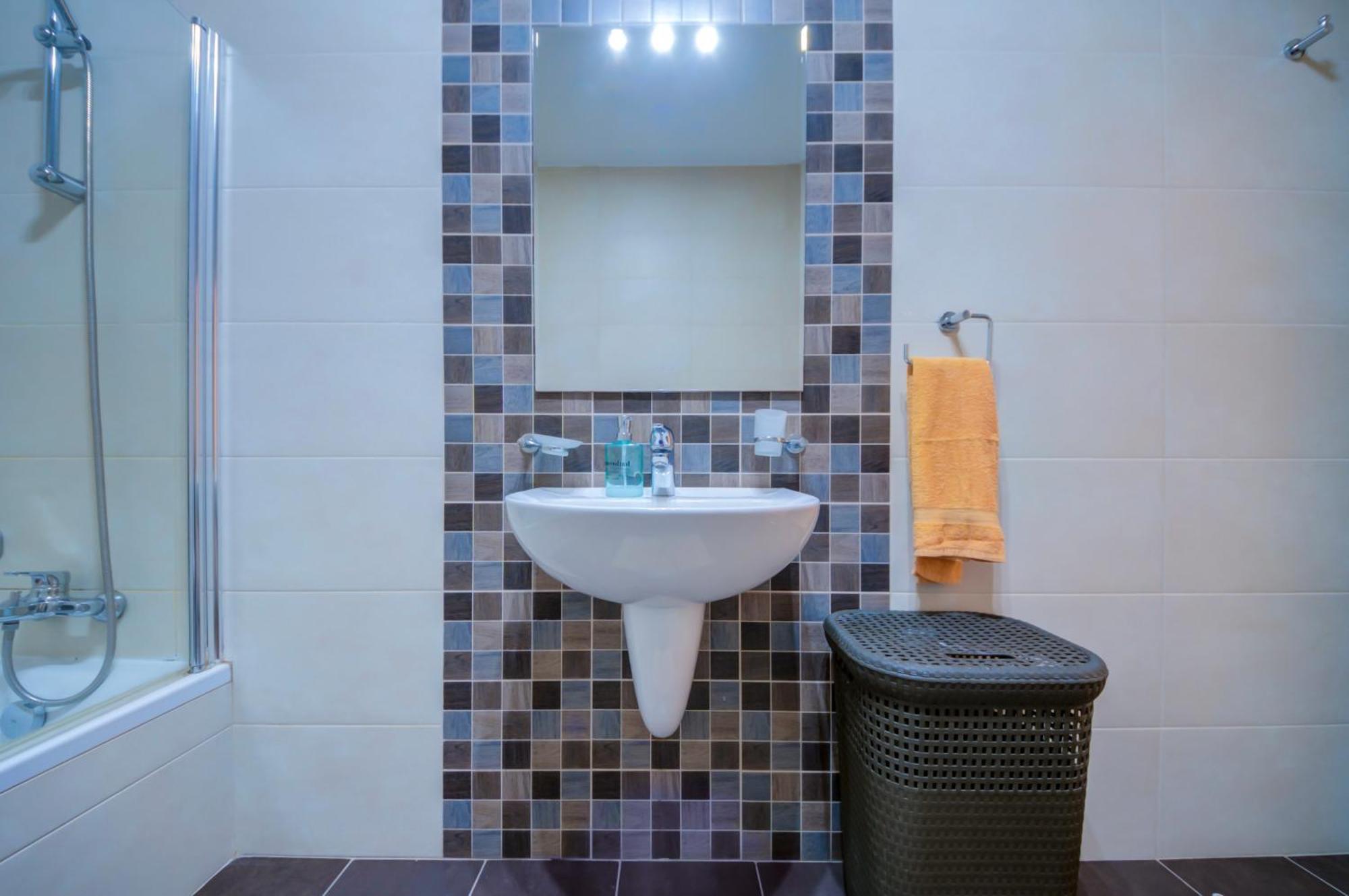 Stylish 2Br Apt With Balconies In St Julians, Paceville - Apt 6 By Vaganza San Giuliano Esterno foto